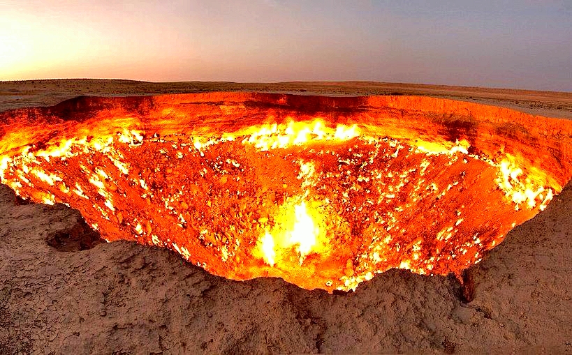 Darvaza crater.jpeg
